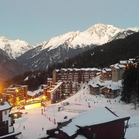 Superbe Appartement En Residence Skis Aux Pieds Courchevel Luaran gambar